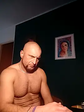 Snapshot of bobbuilder77pl chatting on February 18, 2025, 3:31 pm bobbuilder77pl online show from February 18, 2025, 3:31 pm