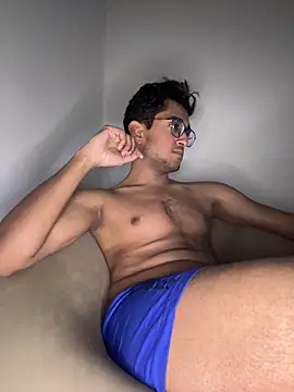 Abdullah07Maxxi online show from December 16, 2025, 5:17 pm