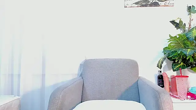 Snapshot of SiennaLustt chatting on February 21, 2025, 1:55 am SiennaLustt online show from February 21, 2025, 1:55 am