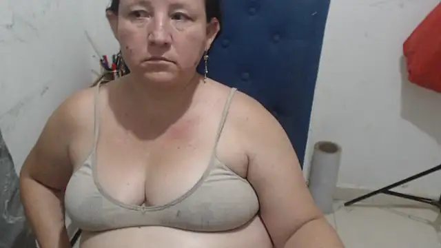 Snapshot of Yohis_Kiut25 chatting on July 20, 2026, 5:26 am Yohis Kiut25 online show from July 20, 2026, 5:26 am