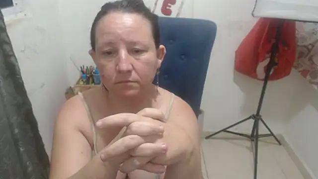 Snapshot of Yohis_Kiut25 chatting on July 10, 2026, 6:57 am Yohis Kiut25 online show from July 10, 2026, 6:57 am