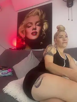 Snapshot of viktoria_davis_ chatting on June 15, 2026, 11:26 pm viktoria davis online show from June 15, 2026, 11:26 pm