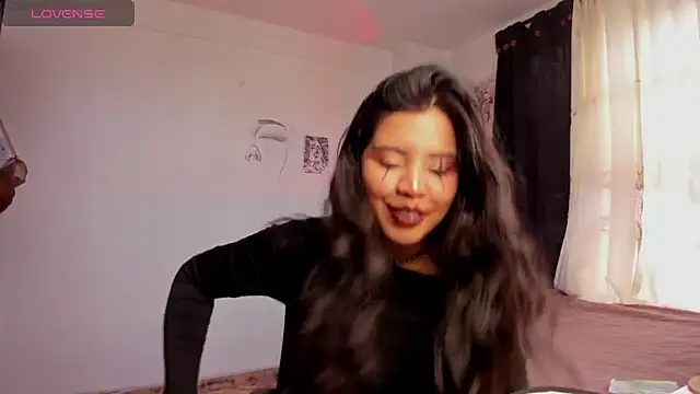 Snapshot of byanabrown chatting on October 22, 2025, 10:19 pm byanabrown online show from October 22, 2025, 10:19 pm