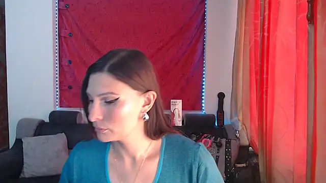 Snapshot of sachaclinford chatting on October 8, 2025, 5:35 pm sachaclinford online show from October 8, 2025, 5:35 pm