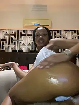 Snapshot of Go_Meg chatting on January 19, 2025, 2:57 am Go Meg online show from January 19, 2025, 2:57 am