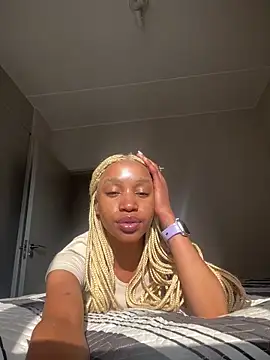 Snapshot of Go_Meg chatting on October 7, 2025, 2:29 pm Go Meg online show from October 7, 2025, 2:29 pm