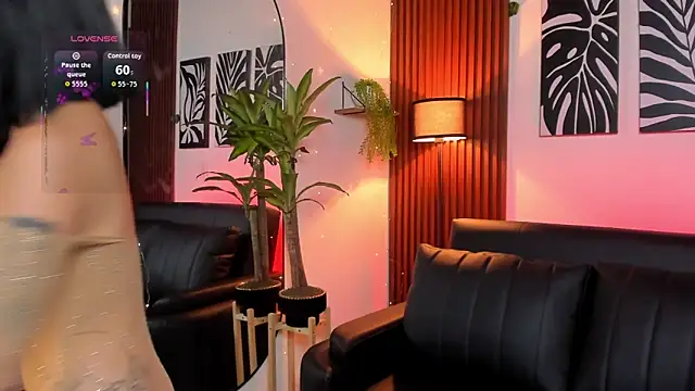 Snapshot of Georgina_caruso chatting on November 10, 2025, 10:04 pm Georgina caruso online show from November 10, 2025, 10:04 pm