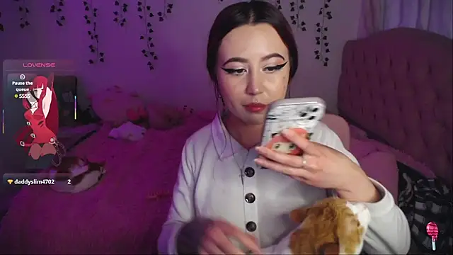 Snapshot of _codeline chatting on March 5, 2025, 11:05 pm codeline online show from March 5, 2025, 11:05 pm