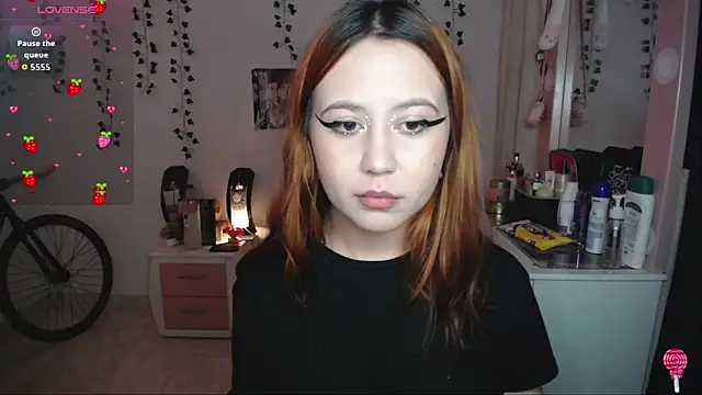 Snapshot of _codeline chatting on November 13, 2025, 4:38 am codeline online show from November 13, 2025, 4:38 am