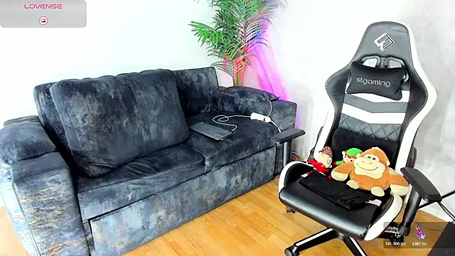 owen freid online show from October 17, 2025, 9:38 pm