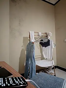 goodboyfcy online show from February 16, 2025, 11:27 am