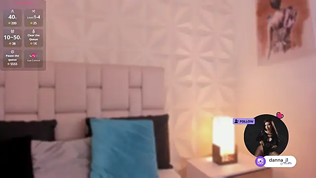 DannaJhonson1 online show from February 22, 2025, 7:58 pm