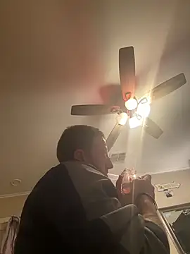 Snapshot of biggzee6 chatting on February 16, 2026, 5:00 pm biggzee6 online show from February 16, 2026, 5:00 pm