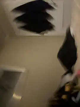 Snapshot of biggzee6 chatting on February 13, 2026, 1:05 am biggzee6 online show from February 13, 2026, 1:05 am