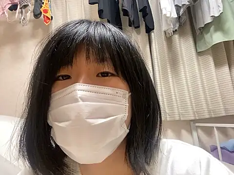 Snapshot of riri_riri_jp chatting on November 6, 2025, 10:19 am riri riri jp online show from November 6, 2025, 10:19 am