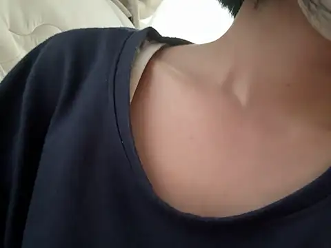 Snapshot of riri_riri_jp chatting on June 28, 2026, 5:14 am riri riri jp online show from June 28, 2026, 5:14 am