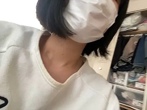 Snapshot of riri_riri_jp chatting on October 12, 2025, 5:09 am riri riri jp online show from October 12, 2025, 5:09 am