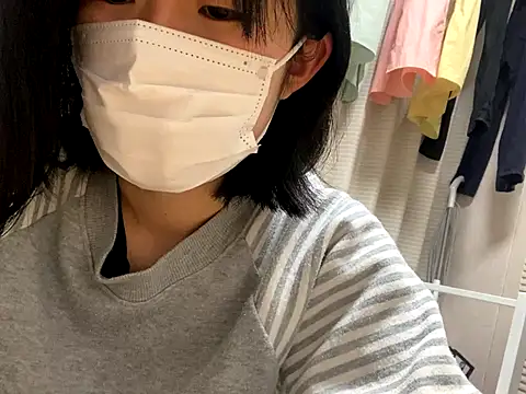 Snapshot of riri_riri_jp chatting on November 29, 2025, 2:50 pm riri riri jp online show from November 29, 2025, 2:50 pm