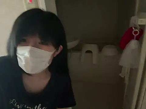 Snapshot of riri_riri_jp chatting on July 10, 2026, 4:34 am riri riri jp online show from July 10, 2026, 4:34 am