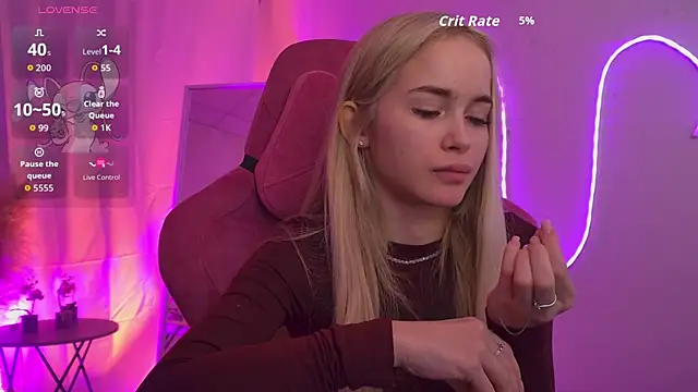 Snapshot of DakotaaJohnnson chatting on December 18, 2025, 9:47 am DakotaaJohnnson online show from December 18, 2025, 9:47 am