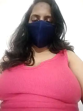 Snapshot of tasty_Chocobaar chatting on December 15, 2025, 7:20 pm tasty Chocobaar online show from December 15, 2025, 7:20 pm