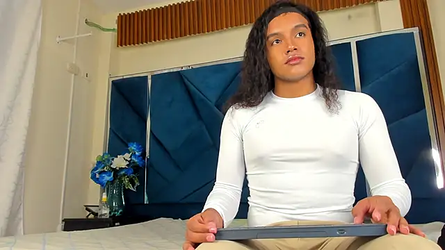 Snapshot of DanteAndKyle chatting on December 1, 2025, 10:43 pm DanteAndKyle online show from December 1, 2025, 10:43 pm