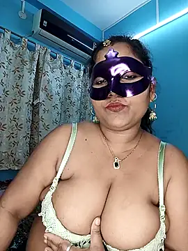 hevensex143 online show from February 12, 2026, 7:57 pm