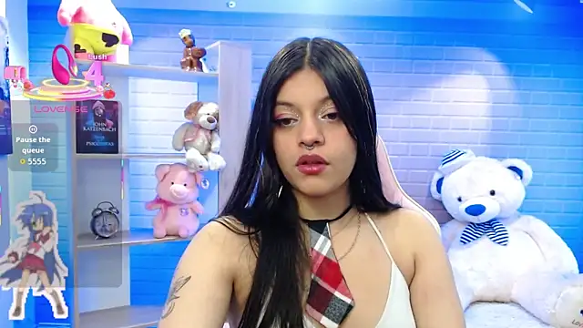 Snapshot of ashley_cute77 chatting on November 1, 2025, 10:31 am ashley cute77 online show from November 1, 2025, 10:31 am