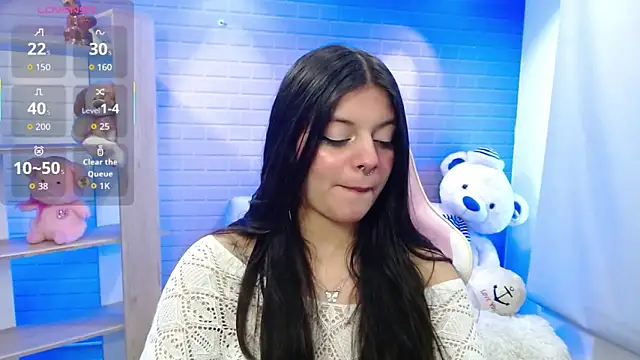 Snapshot of ashley_cute77 chatting on November 24, 2025, 10:59 am ashley cute77 online show from November 24, 2025, 10:59 am