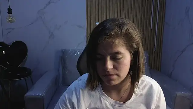 Snapshot of Kitten_Cam chatting on July 20, 2026, 3:47 am Kitten Cam online show from July 20, 2026, 3:47 am