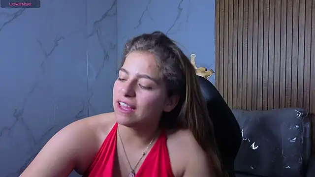 Snapshot of Kitten_Cam chatting on November 23, 2025, 3:38 am Kitten Cam online show from November 23, 2025, 3:38 am