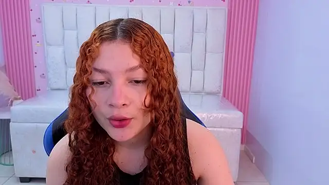 Snapshot of shalon_diaz_s chatting on June 17, 2026, 1:10 pm shalon diaz s online show from June 17, 2026, 1:10 pm