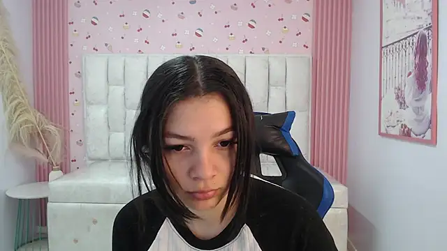 shalon diaz s online show from December 14, 2025, 1:17 pm