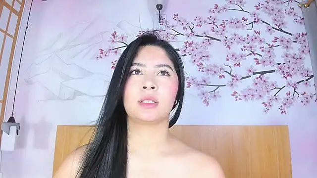 Snapshot of Yasmin_Scott chatting on December 15, 2025, 12:00 pm Yasmin Scott online show from December 15, 2025, 12:00 pm