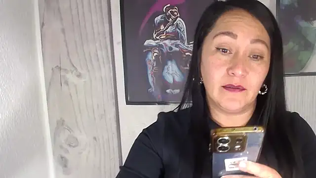 Snapshot of JULIANAWET69 chatting on November 14, 2025, 4:16 am JULIANAWET69 online show from November 14, 2025, 4:16 am