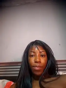 Snapshot of melangelo17 chatting on January 12, 2026, 12:23 pm melangelo17 online show from January 12, 2026, 12:23 pm