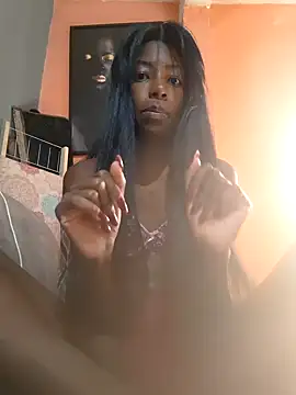 Snapshot of melangelo17 chatting on January 28, 2025, 12:00 pm melangelo17 online show from January 28, 2025, 12:00 pm