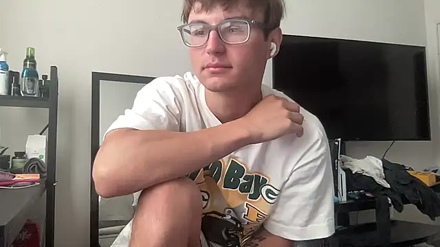 Snapshot of ryan_28747 chatting on June 21, 2026, 6:14 pm ryan 28747 online show from June 21, 2026, 6:14 pm