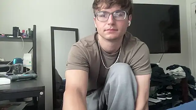 ryan 28747 online show from May 4, 2026, 12:47 am