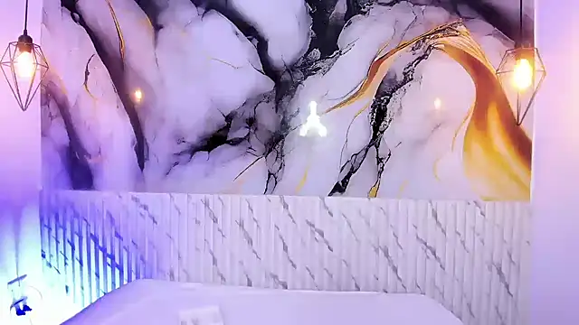 JackeOwens online show from October 21, 2025, 12:04 pm