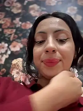 Snapshot of majdolin78 chatting on February 19, 2026, 11:07 am majdolin78 online show from February 19, 2026, 11:07 am