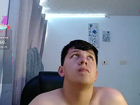 Snapshot of Alan_red chatting on March 27, 2026, 7:37 pm Alan red online show from March 27, 2026, 7:37 pm