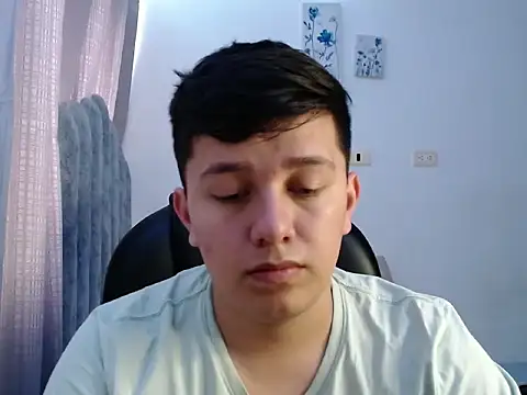 Snapshot of Alan_red chatting on March 20, 2026, 3:57 pm Alan red online show from March 20, 2026, 3:57 pm