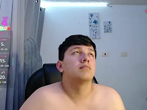 Snapshot of Alan_red chatting on February 19, 2026, 12:51 am Alan red online show from February 19, 2026, 12:51 am