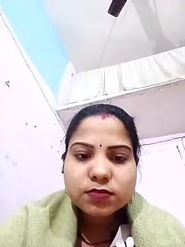 Snapshot of Bina_Bhanot chatting on November 27, 2025, 5:41 am Bina Bhanot online show from November 27, 2025, 5:41 am