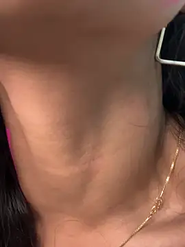 Snapshot of Sofia3393 chatting on February 24, 2026, 6:31 pm Sofia3393 online show from February 24, 2026, 6:31 pm