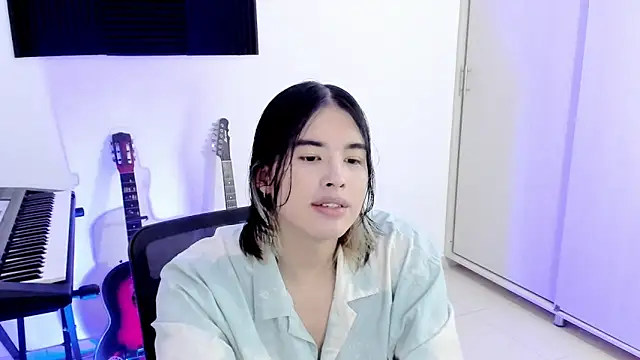 JordiWilld online show from October 25, 2025, 12:32 am