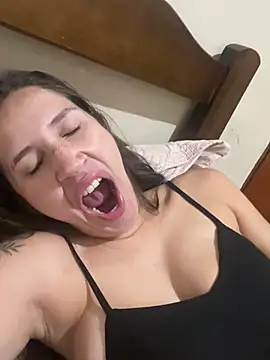 yza3 online show from March 11, 2025, 1:05 am