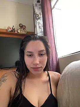 yza3 online show from March 9, 2025, 1:26 pm