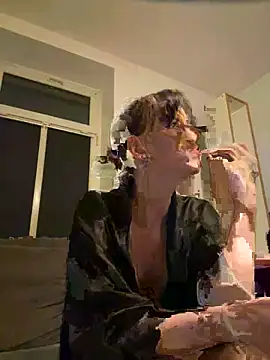 Ciara2004 online show from November 21, 2025, 4:39 pm